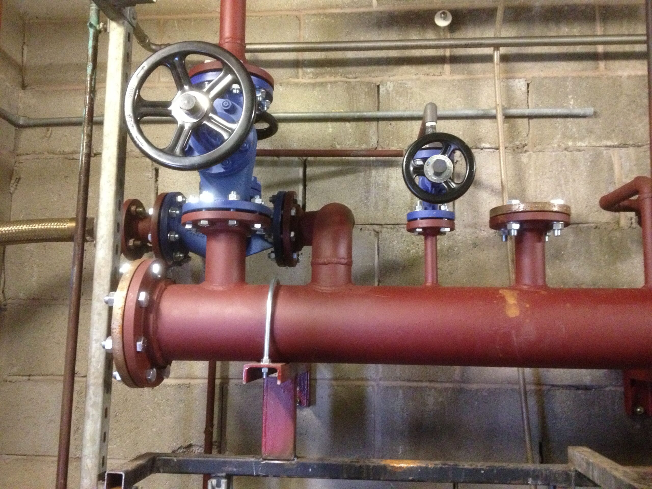 Isolation globe valves on a process steam system